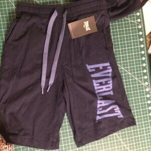 NWT 2 pairs for one price Everlast longer length shorts with pockets size small